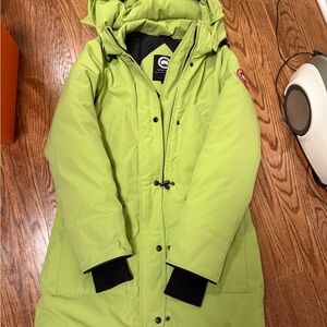 Canada Goose Lime color Puffer Jacket